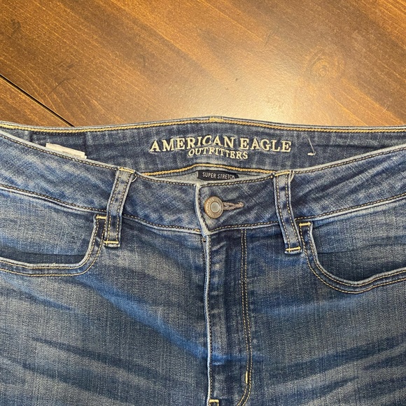 American Eagle Size 4 Regular Super Stretch Hi-Rise Legging - Discounted - Picture 3 of 8